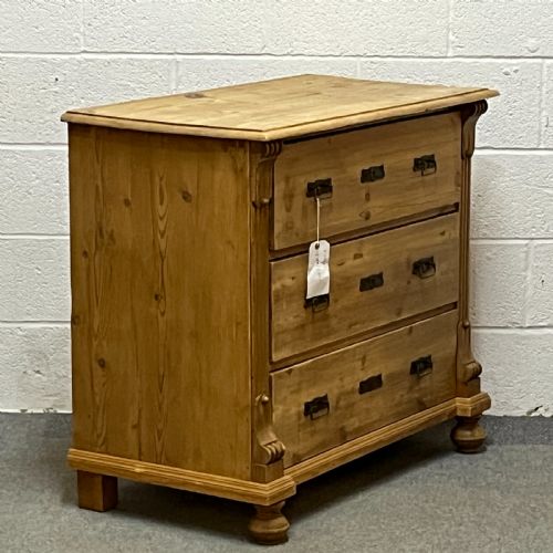 fig 1. Small Old Pine Chest Of 3 Drawers