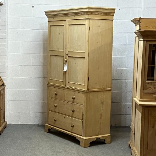 fig 1. Large Victorian Pine Linen Press