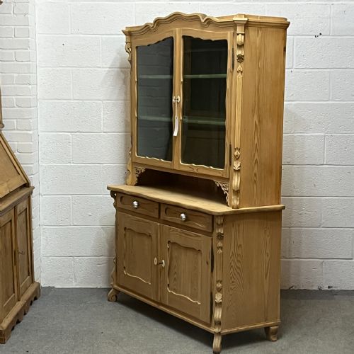fig 1. Beautiful Glazed Antique Pine Dresser