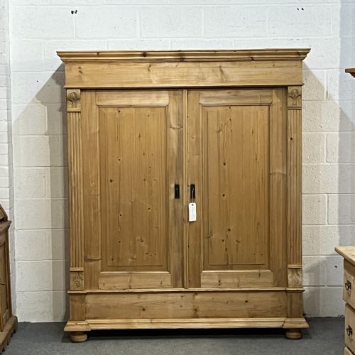 Large Double Antique Pine Wardrobe (Dismantles)