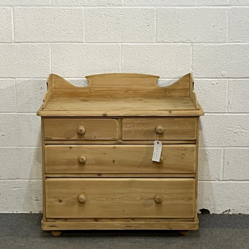 Late Victorian Pine Chest of Drawers