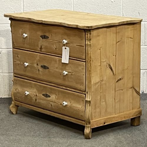 fig 1. Antique Pine 3 Drawer Chest Of Drawers