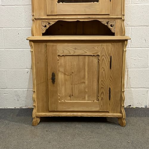 SMALL PARTLY GLAZED ANTIQUE PINE DRESSER - ADDITIONAL PHOTO 4