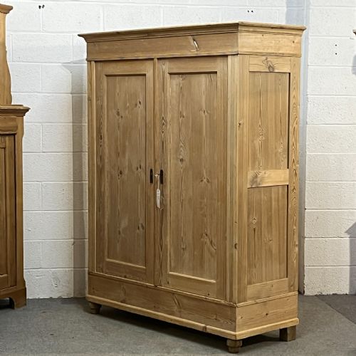 fig 1. Large Antique Pine Wardrobe (Dismantles)