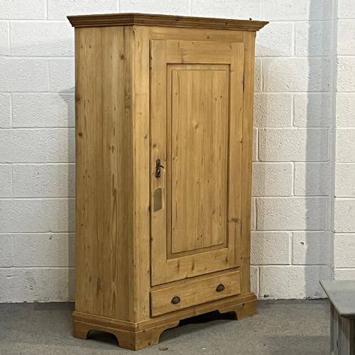 LARGE ANTIQUE PINE CUPBOARDSMALL WARDROBE - ADDITIONAL PHOTO 2