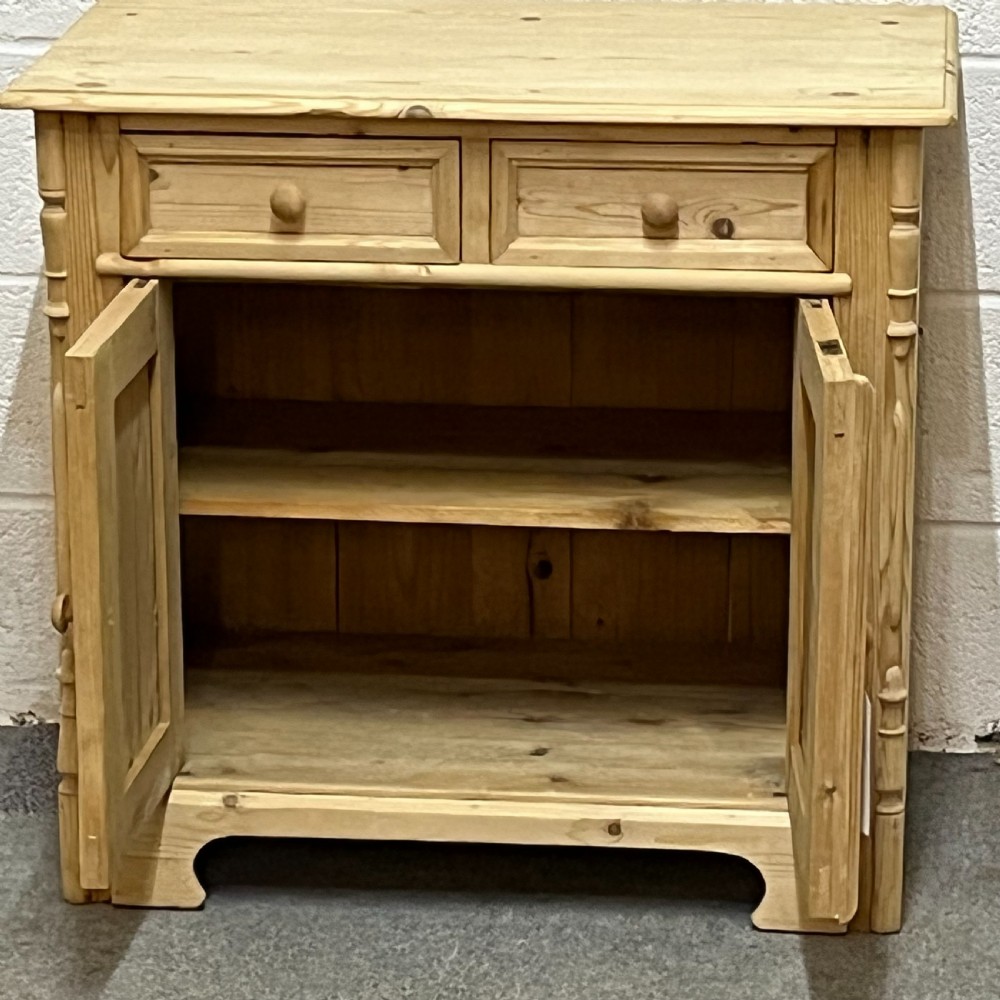 SMALL ANTIQUE PINE 2 DOOR 2 DRAWER CUPBOARD View VII