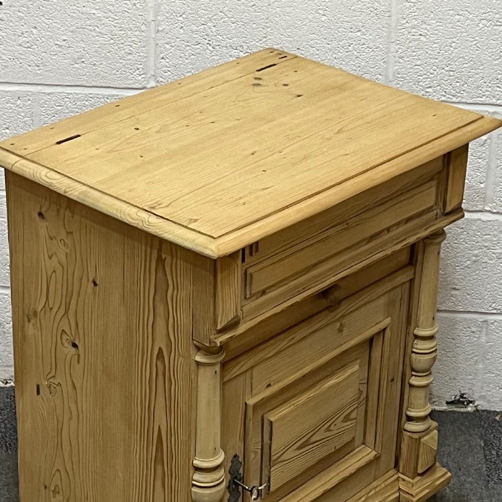 Small Antique Pine Washstand View VII