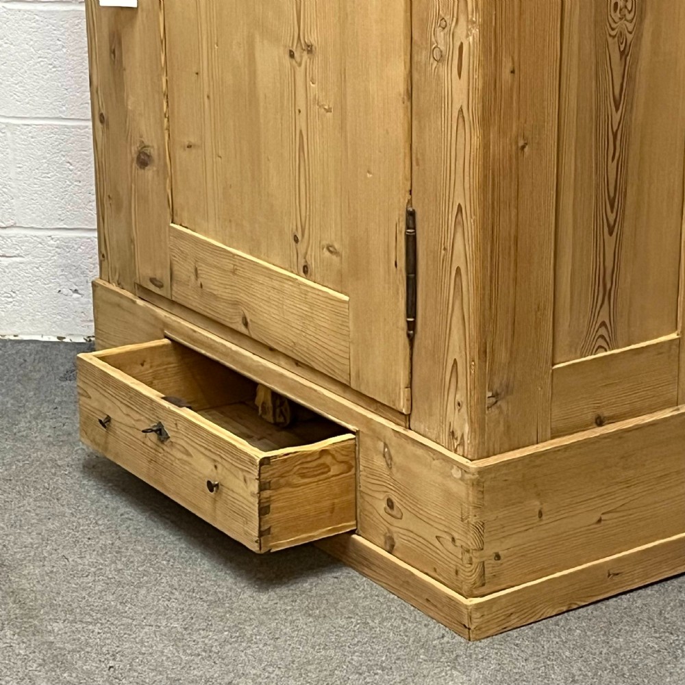 Single Door Antique Pine Wardrobe (Dismantles)  View IX