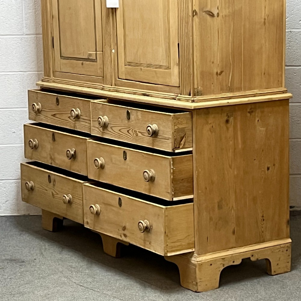 Magnificent Large Georgian Pine Linen Press With 6 Drawers View IX