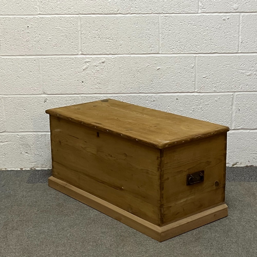 Victorian Pine Flat Top Blanket Box View III