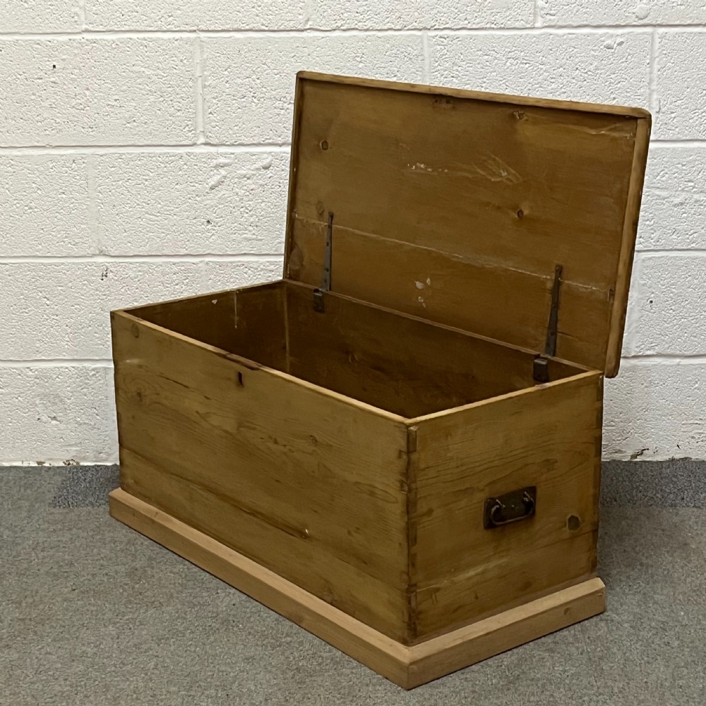 Victorian Pine Flat Top Blanket Box View IV