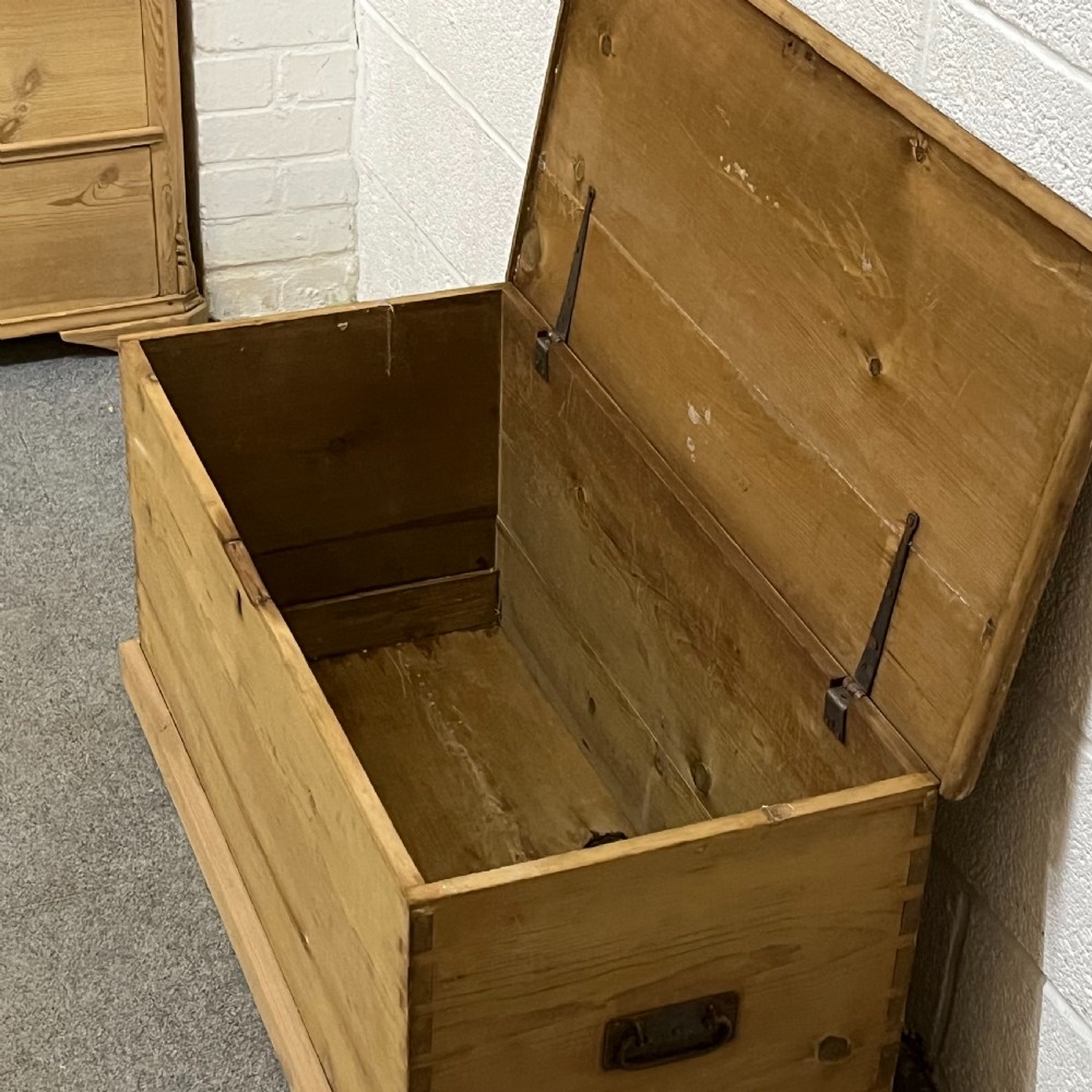 Victorian Pine Flat Top Blanket Box View VI