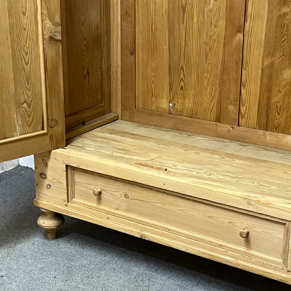 Arched Top Antique Pine Double Wardrobe (Dismantles) View VIII