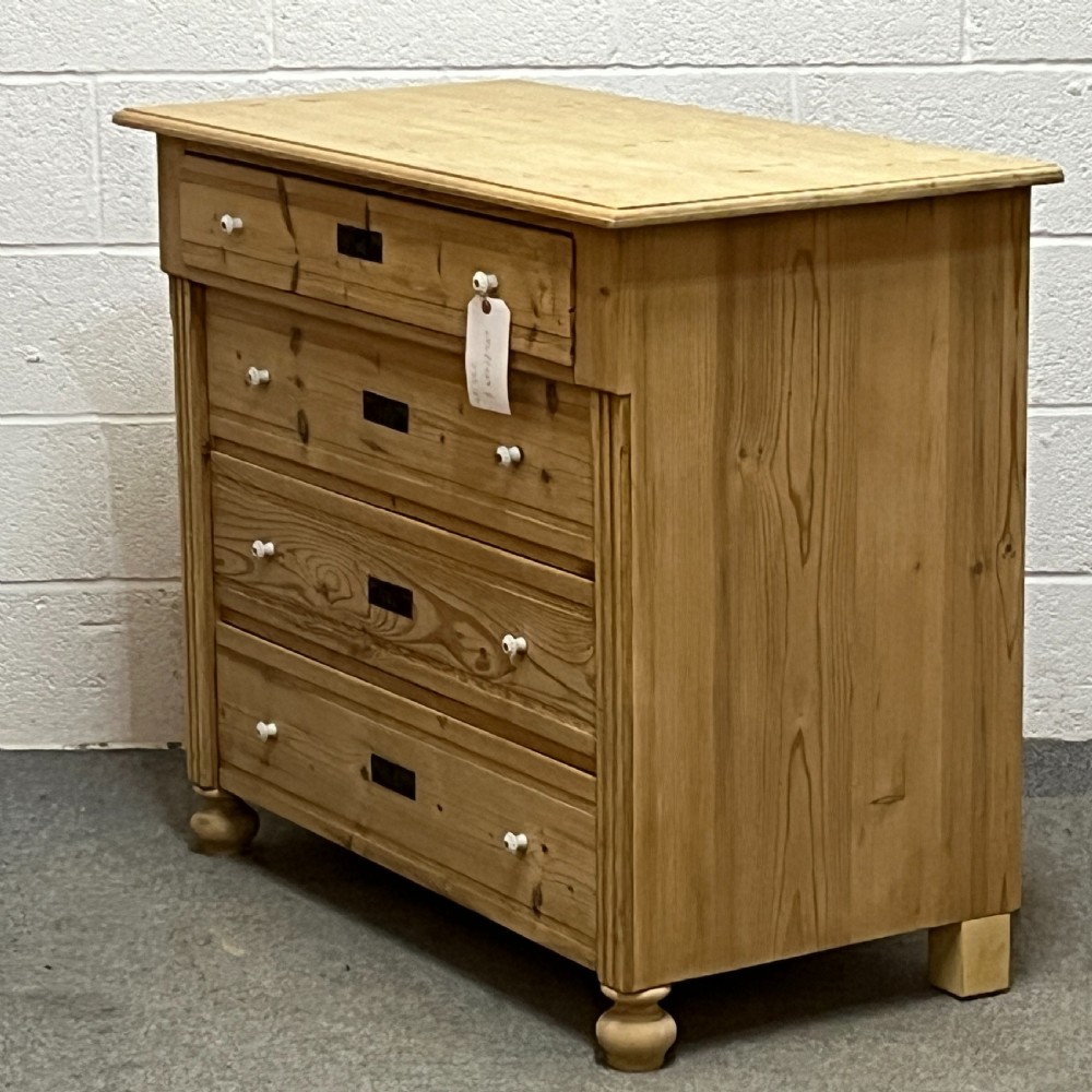 Antique Pine 4 Drawer Chest Of Drawers  View II