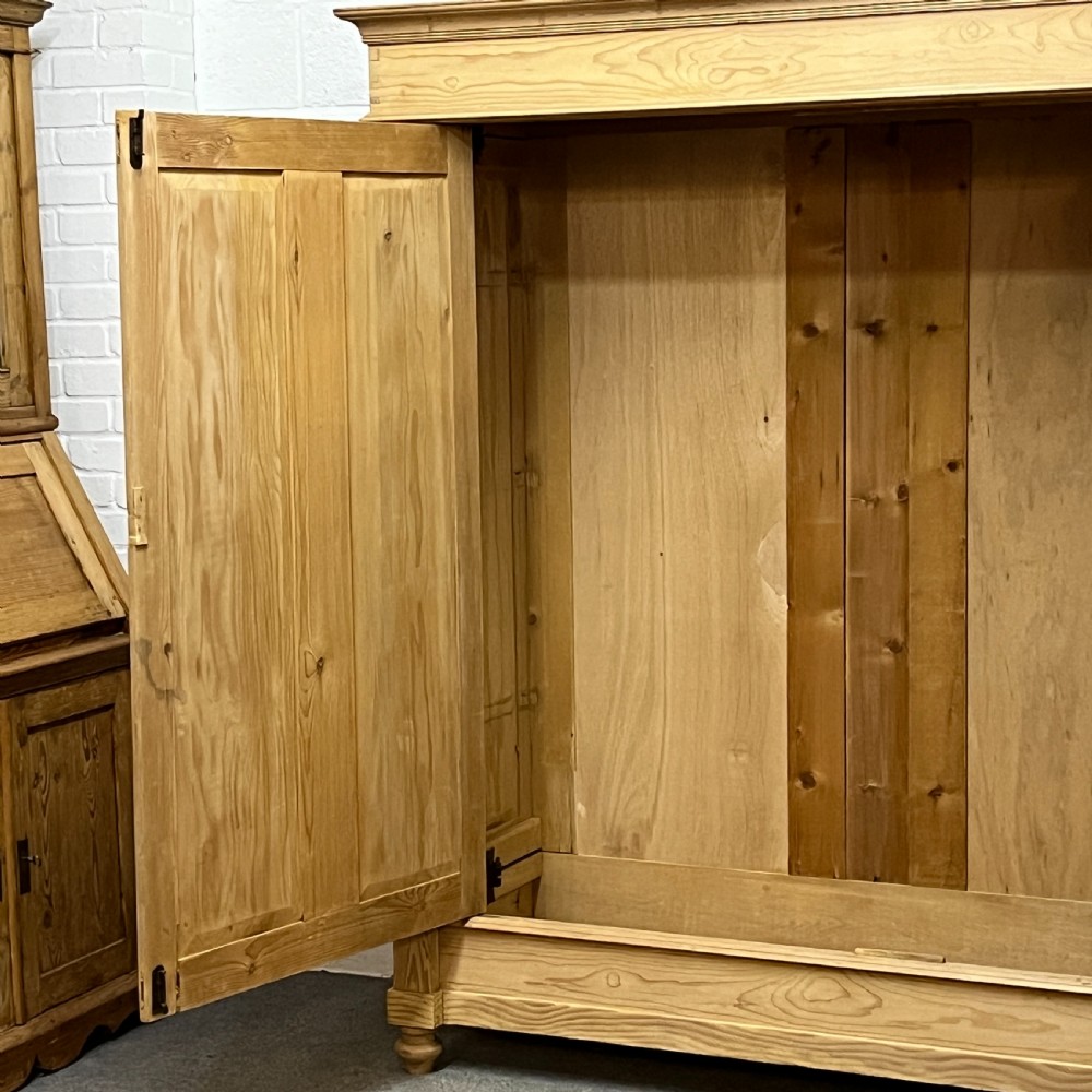 Large Antique Pine 2 Door Wardrobe (Dismantles) View VIII