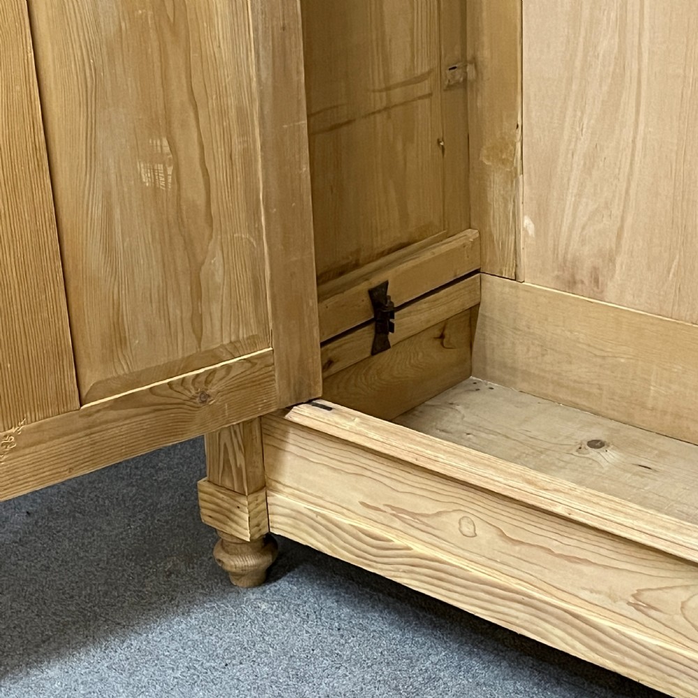 Large Antique Pine 2 Door Wardrobe (Dismantles) View IX