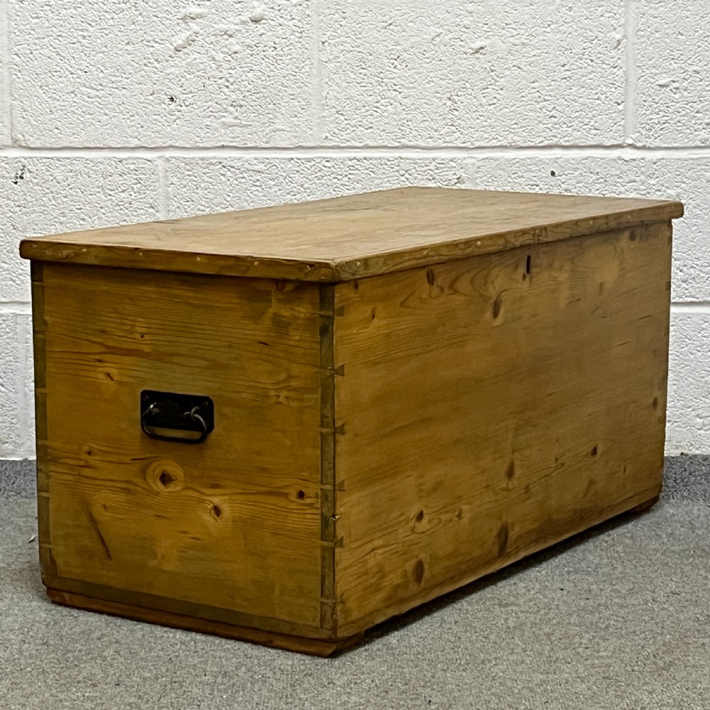 Late Victorian Pine Flat Top Box View IV