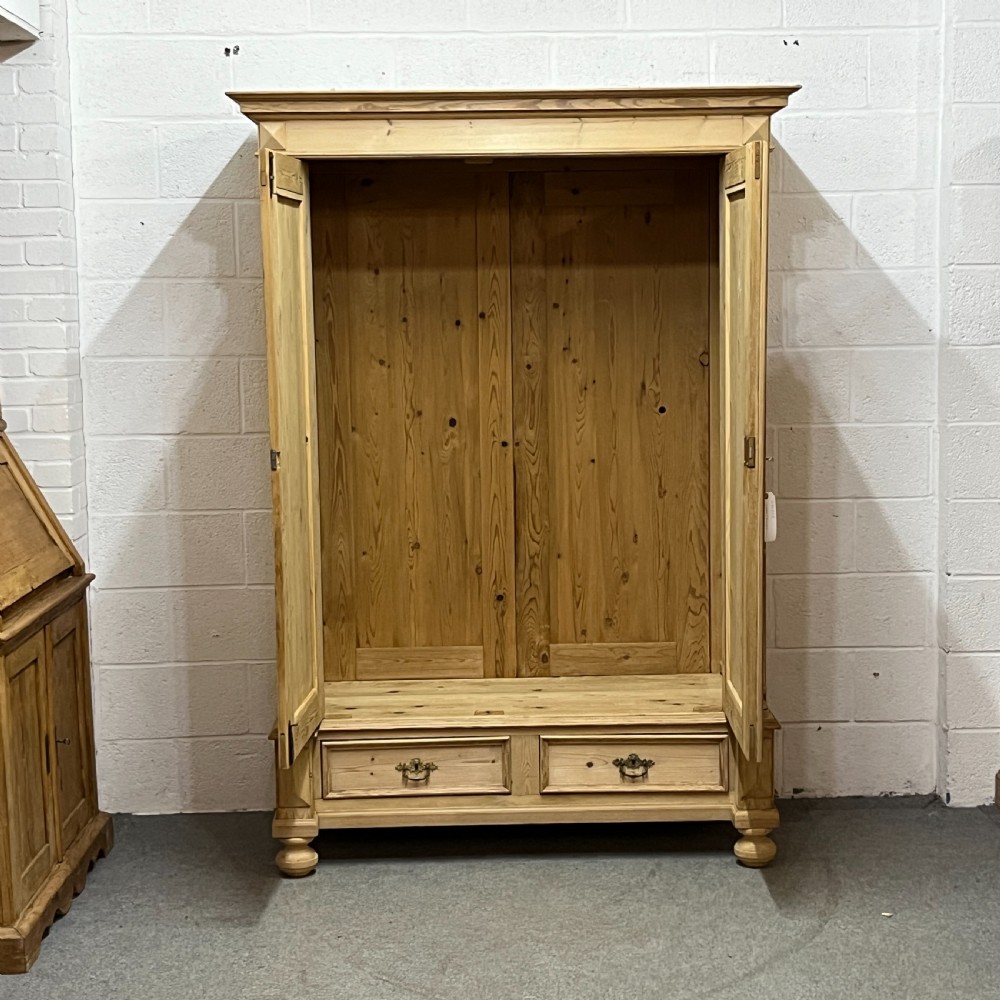 Beautiful Double Column Antique Pine Wardrobe With Bottom Drawers (Dismantles) View VII