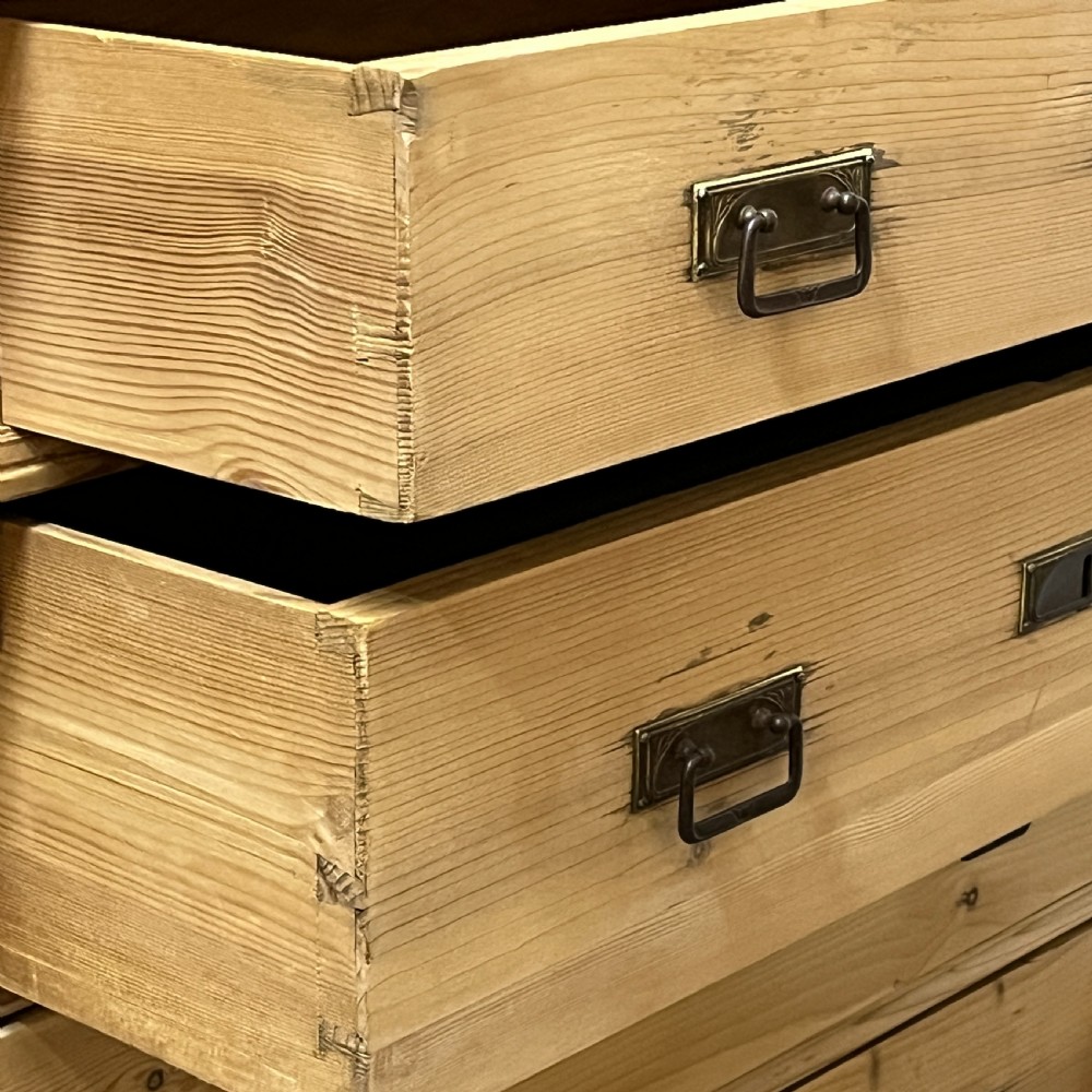 Large East German Pine Chest Of 4 Drawers View VI
