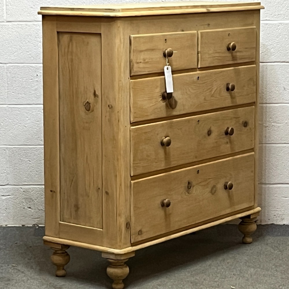 Large Victorian Pine Chest Of Drawers View II