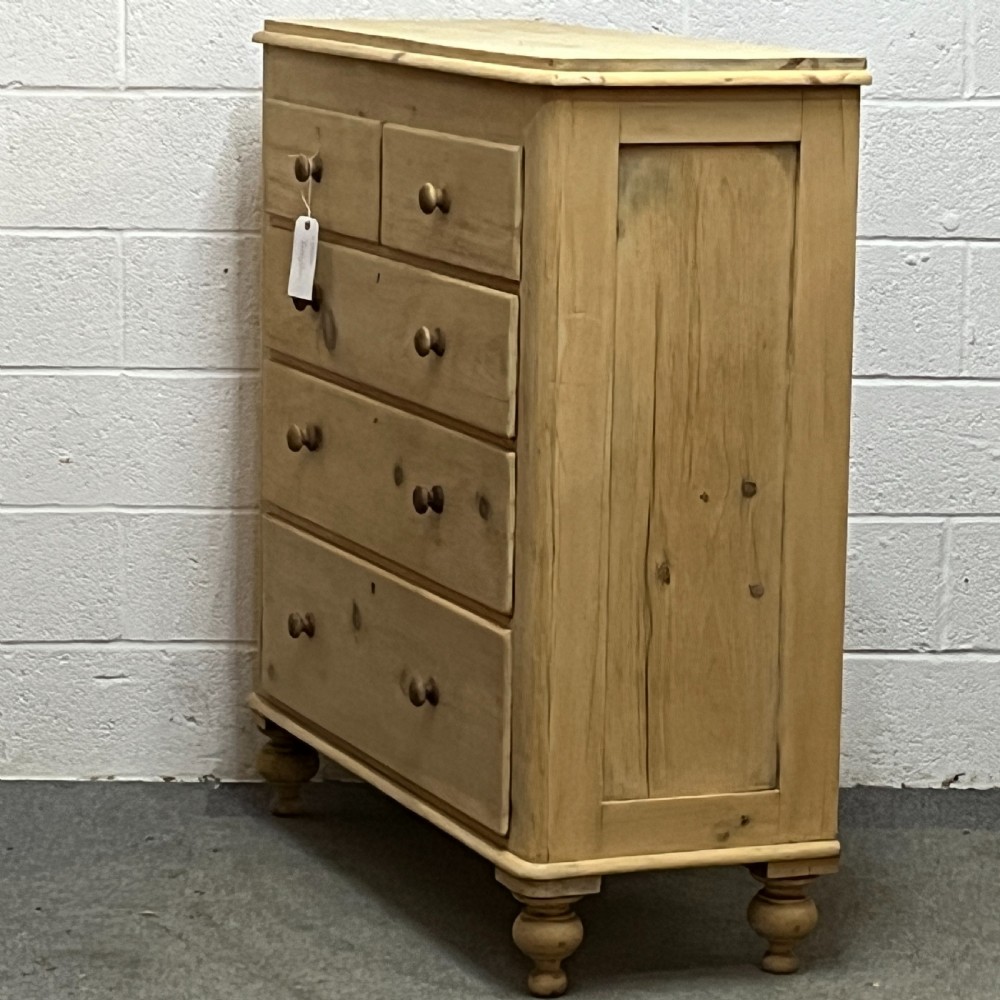 Large Victorian Pine Chest Of Drawers View III