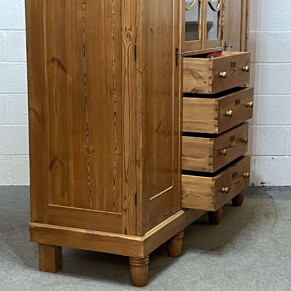 Large East German 1930's Complete Pine Bedroom Unit View VII