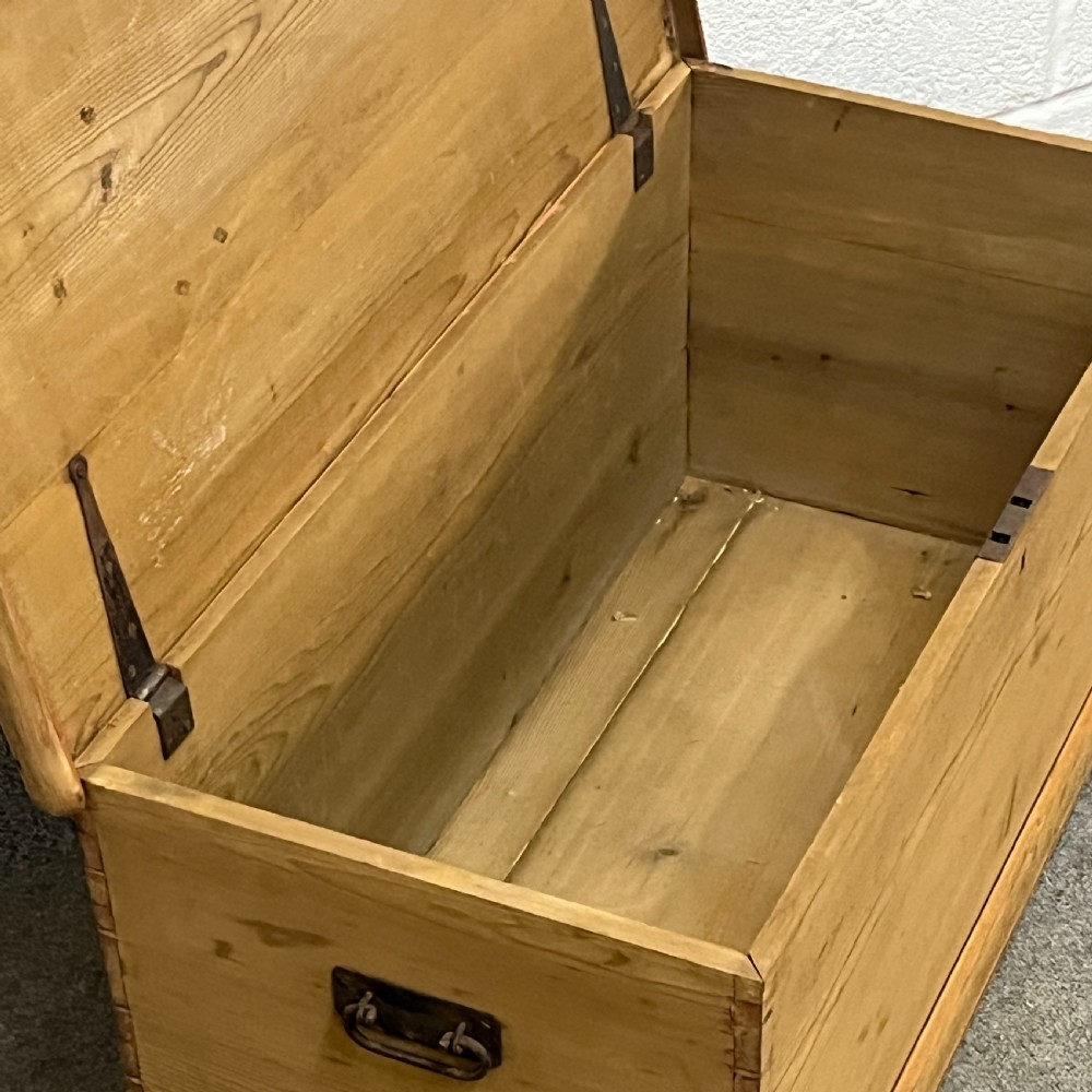 Medium Sized Victorian Pine Flat Top Blanket Box View VIII