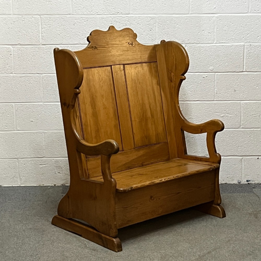 Edwardian Pine Monks Storage Bench With Lift Up Seat