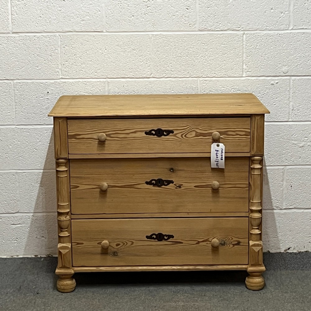 Antique Pine 3 Drawer Chest Of Drawers