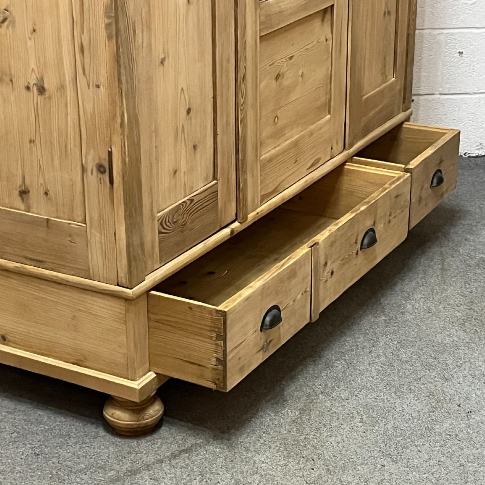 1930’s East German Partly Glazed Triple Pine Wardrobe (Dismantles) View IX