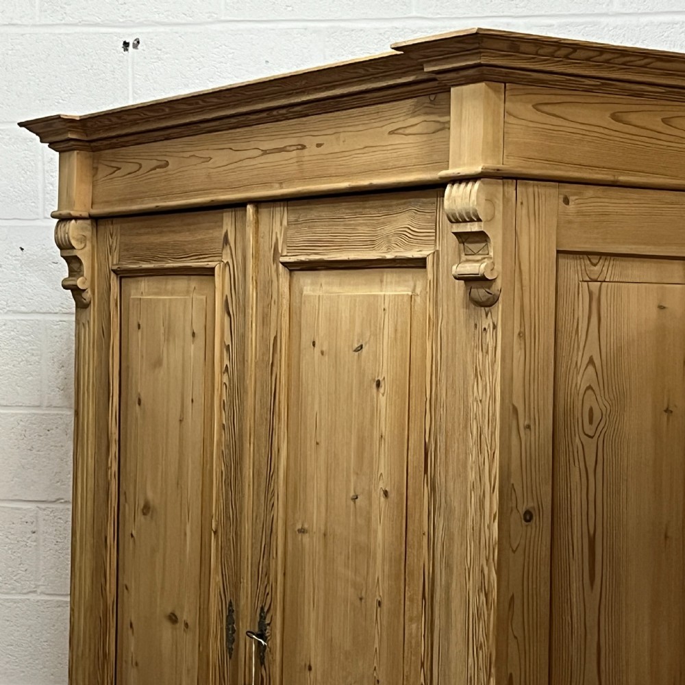 German Antique Pine Double Wardrobe (Dismantles) View VI