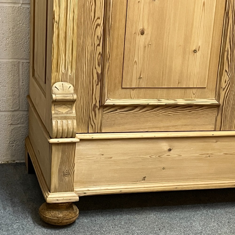 German Antique Pine Double Wardrobe (Dismantles) View VIII