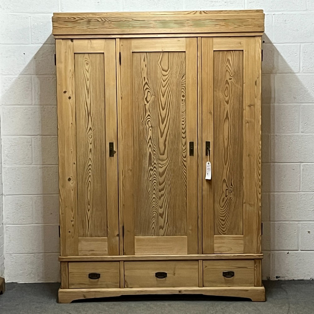 1930 German Pine Triple Wardrobe (Dismantles)