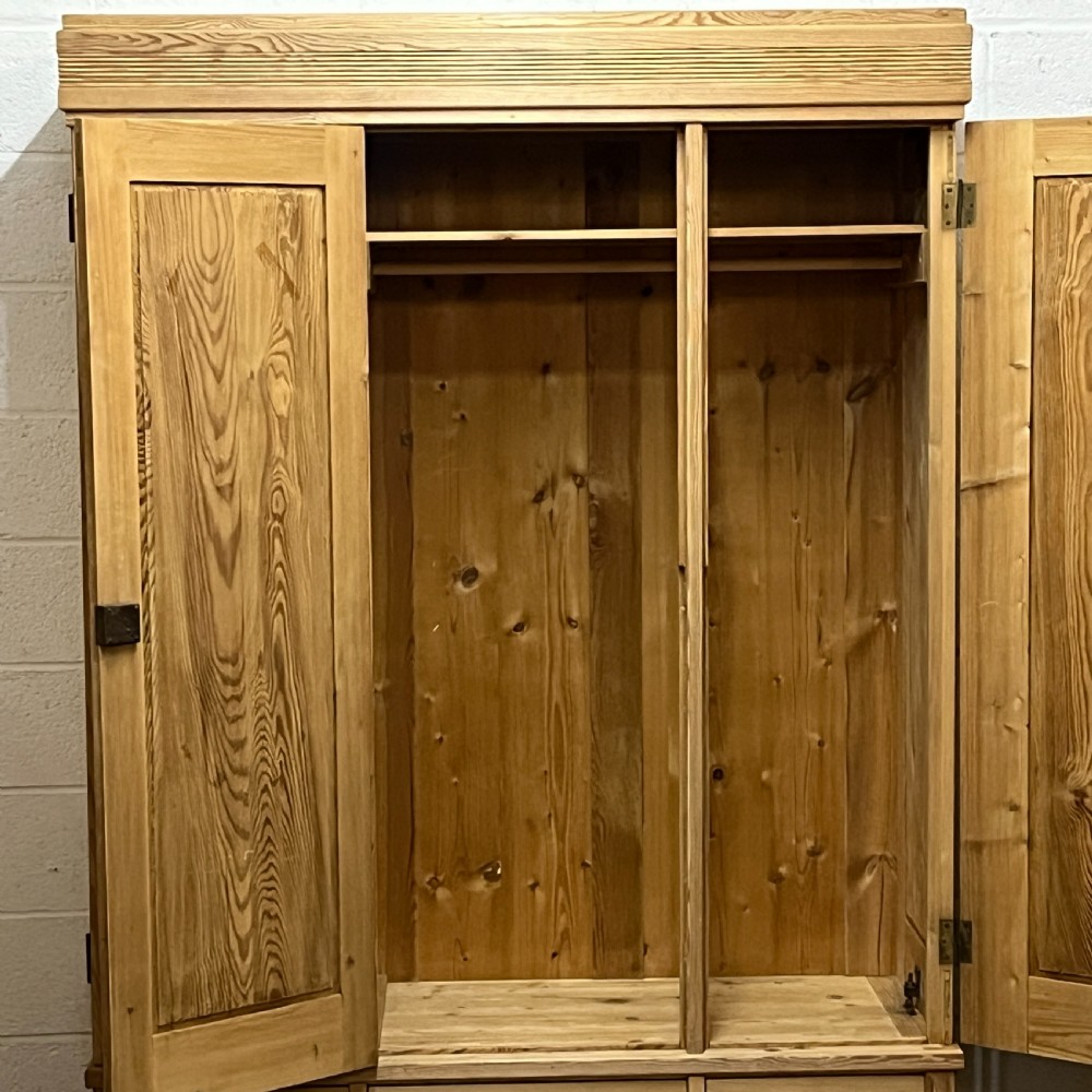 1930 German Pine Triple Wardrobe (Dismantles) View V