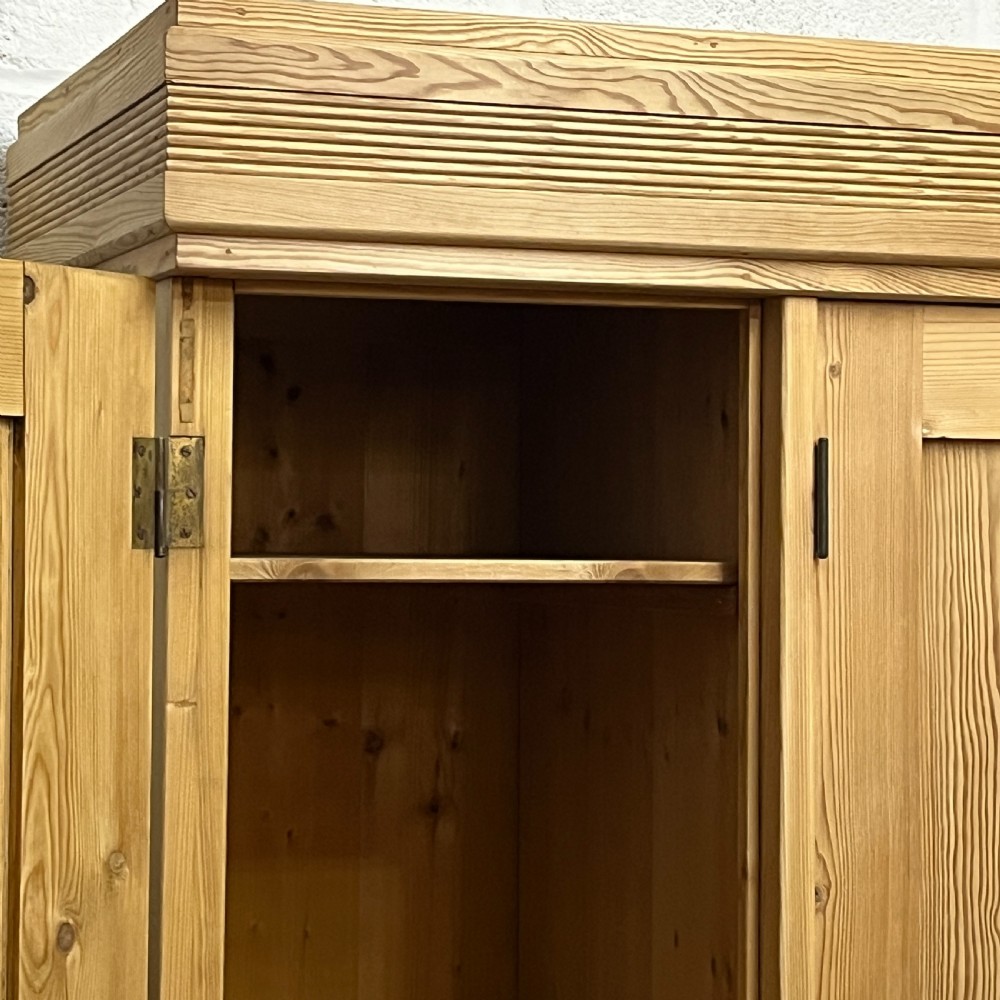 1930 German Pine Triple Wardrobe (Dismantles) View VII