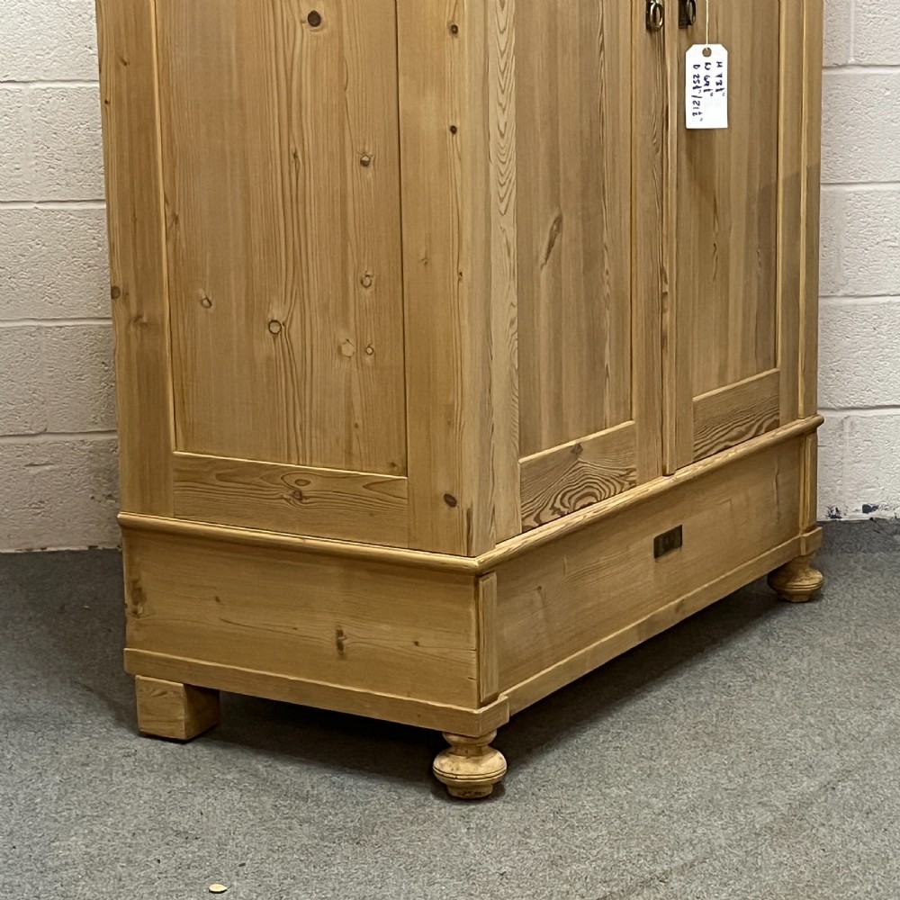 Small Double Antique Pine Wardrobe (Dismantles) View V