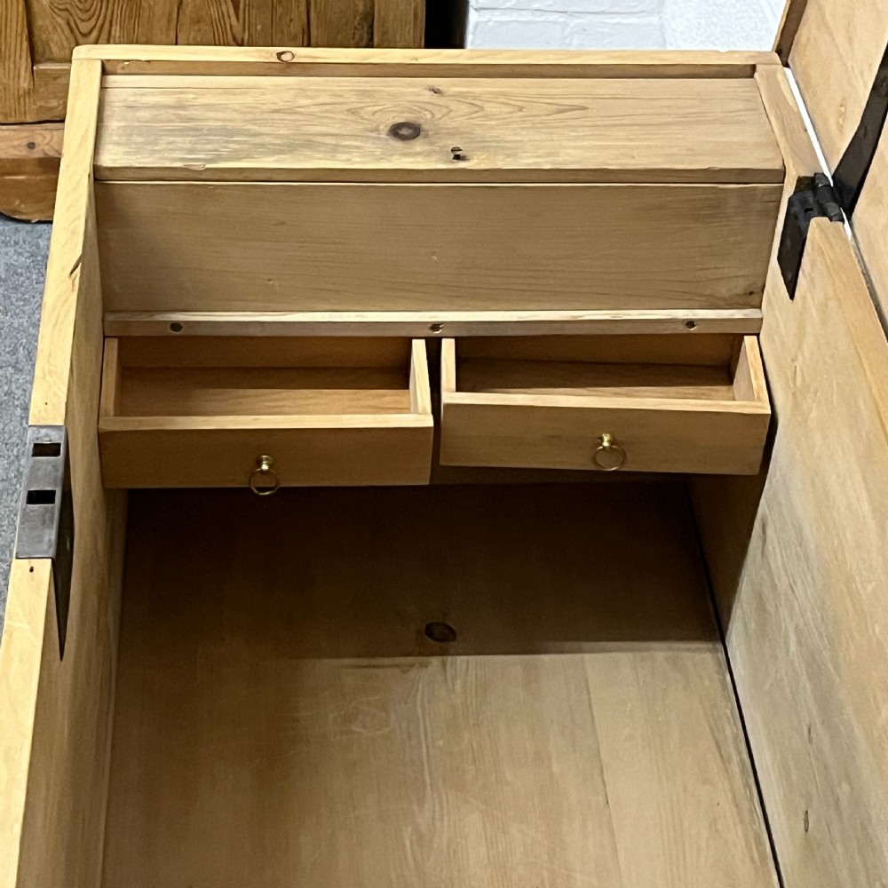 Victorian Pine Mule Chest View IX
