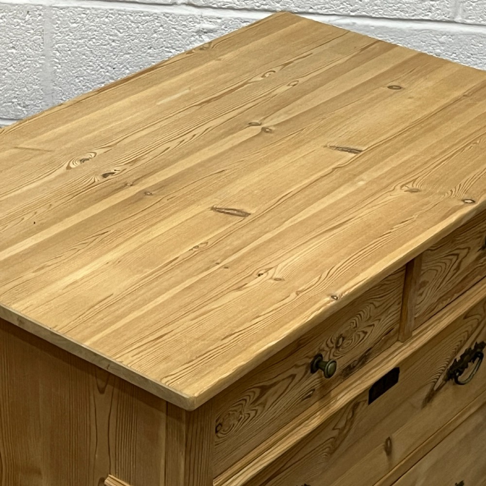 Small Continental 1920’s Pine Chest Of Drawers View IV