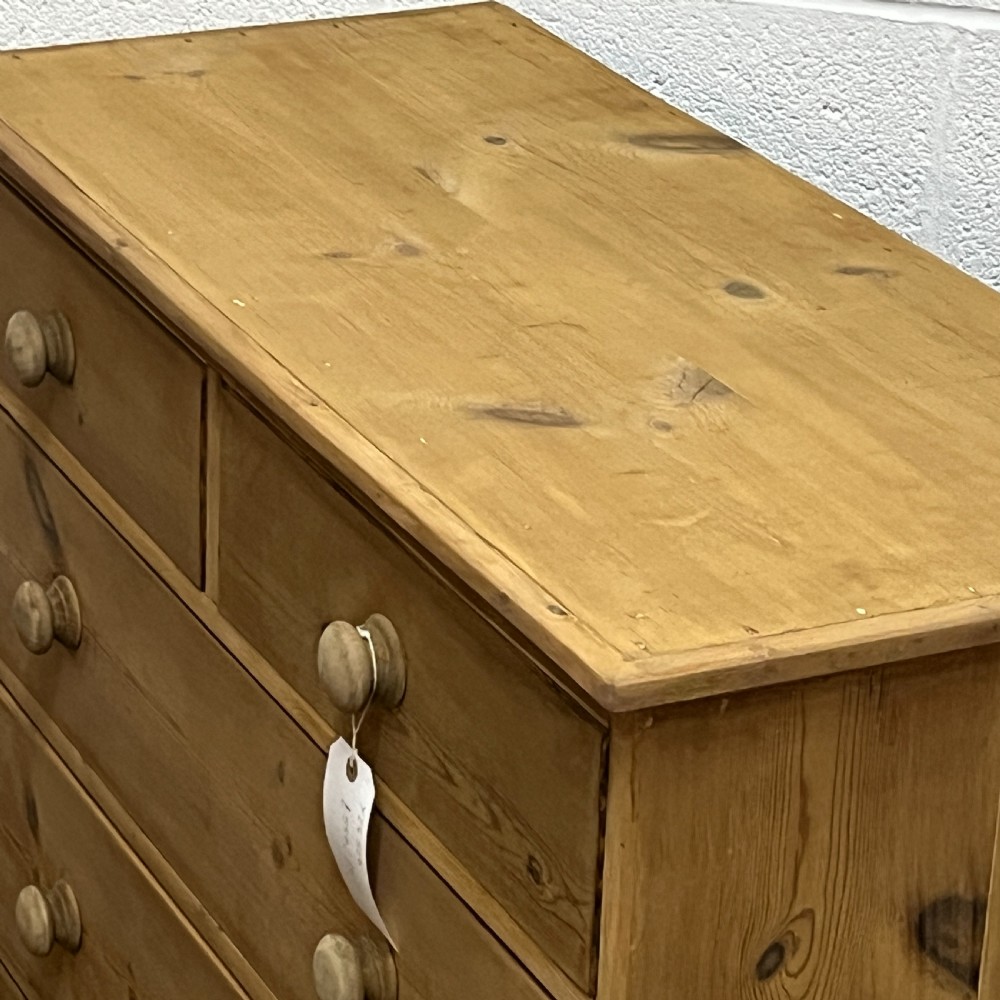 Large Early Victorian Pine Chest Of Drawers View V