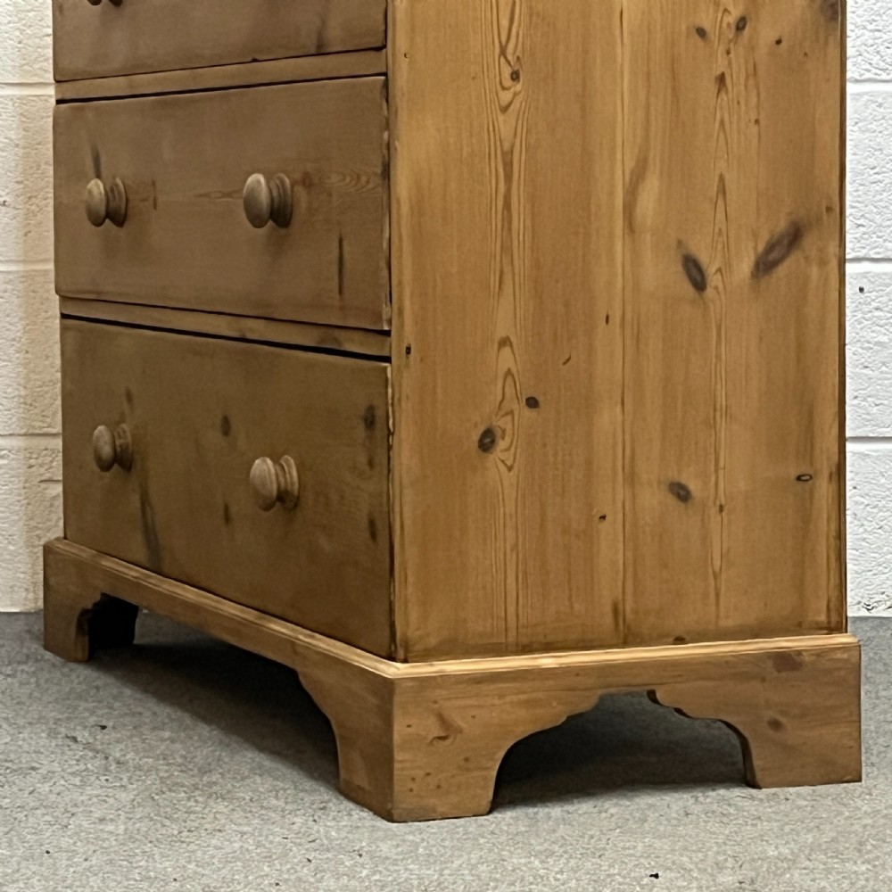 Large Early Victorian Pine Chest Of Drawers View VII