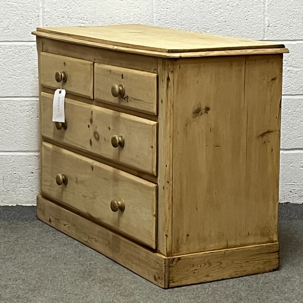Small Edwardian Pine Chest Of Drawers  View III
