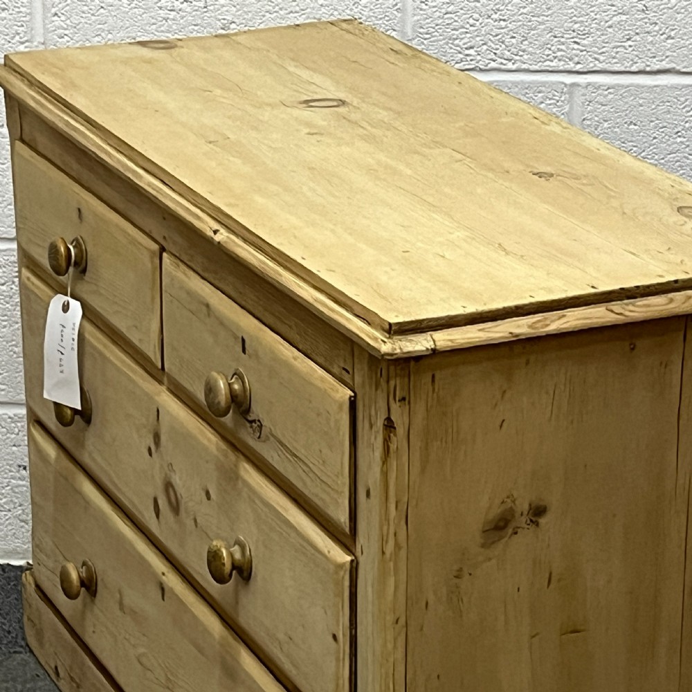 Small Edwardian Pine Chest Of Drawers  View IV