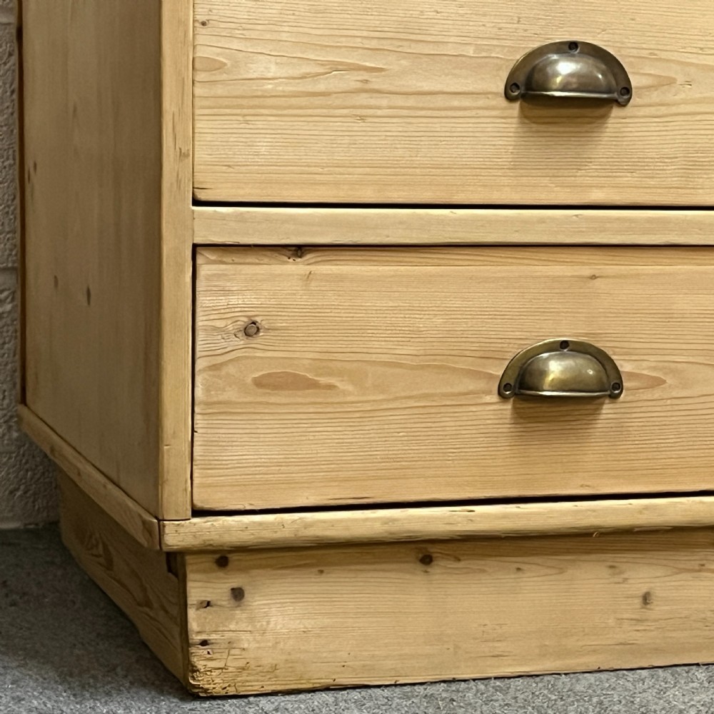 Very Large Pine Sideboard With 10 Drawers View VII