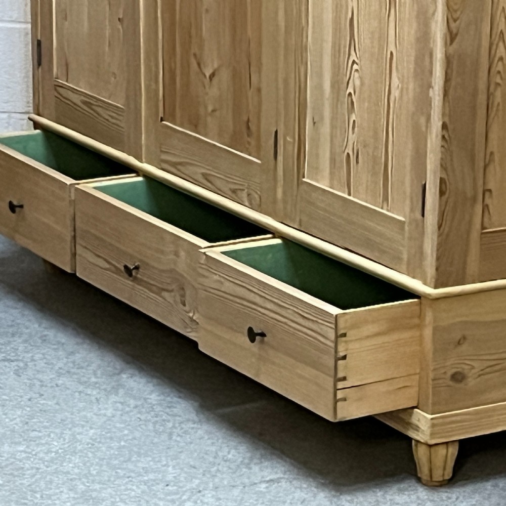 German 1930’s Pine Triple Wardrobe (Dismantles) View V
