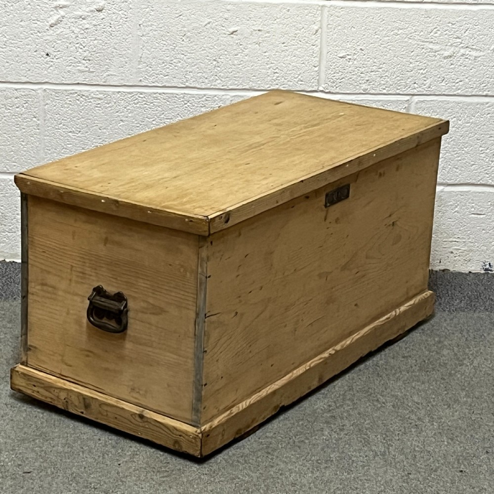 Medium Sized Flat Top Victorian Pine Blanket Chest View V
