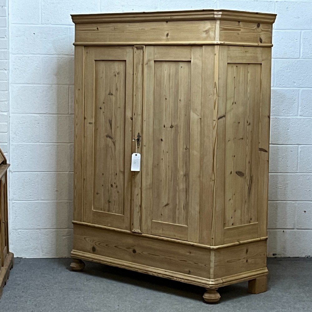Small Double Antique Pine Wardrobe (Dismantles) View II