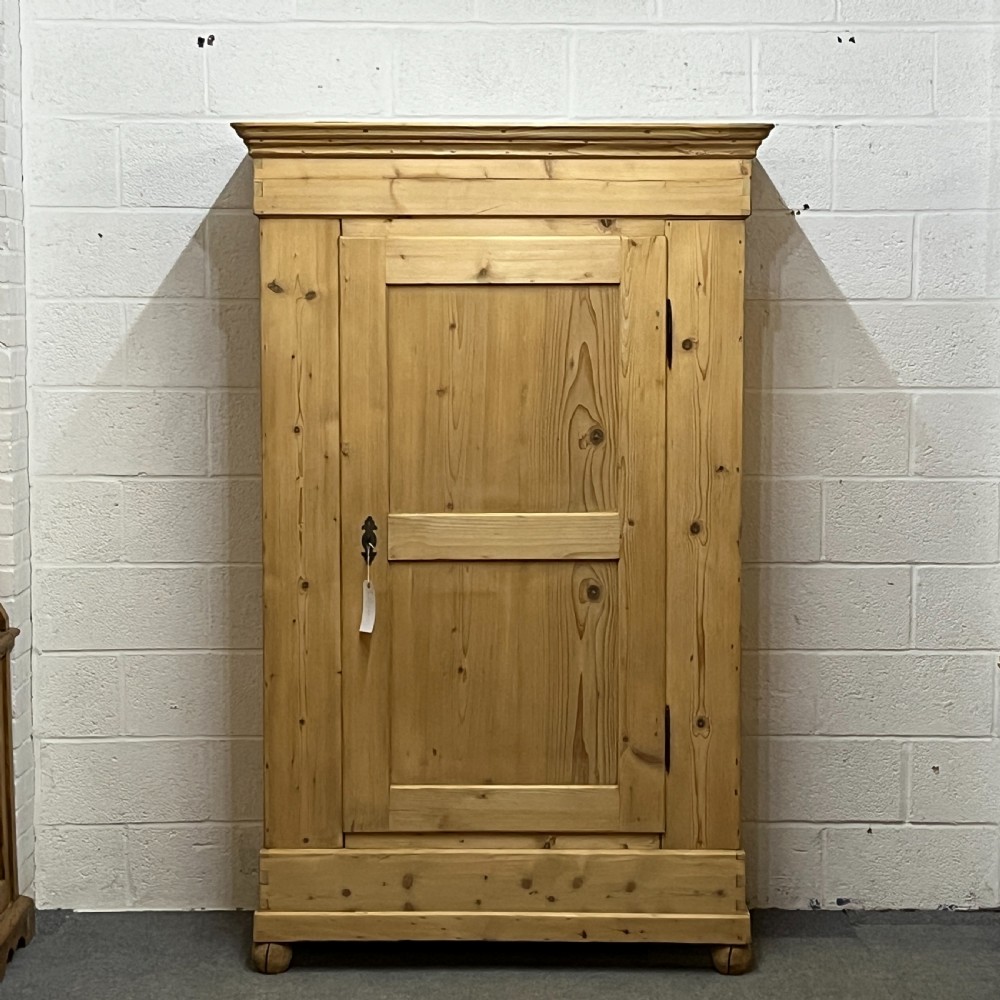 Antique Pine Single Door Wardrobe (Dismantles)