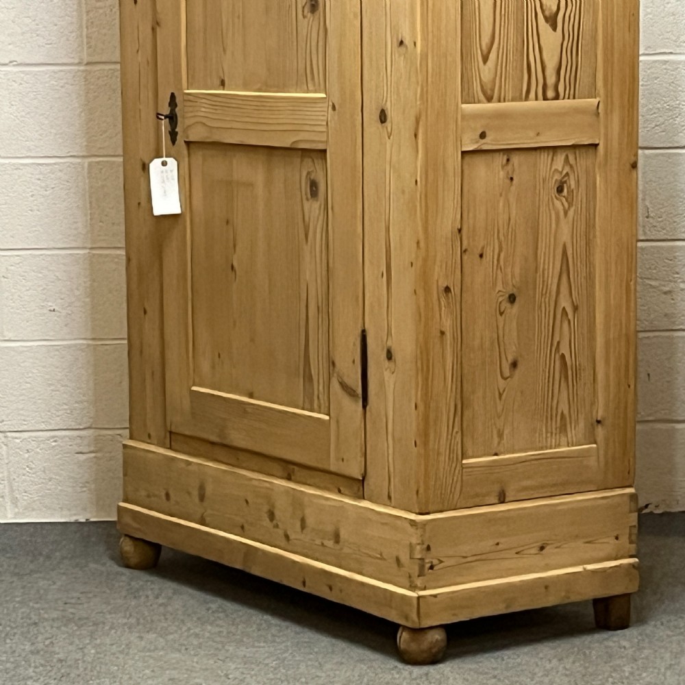 Antique Pine Single Door Wardrobe (Dismantles) View V