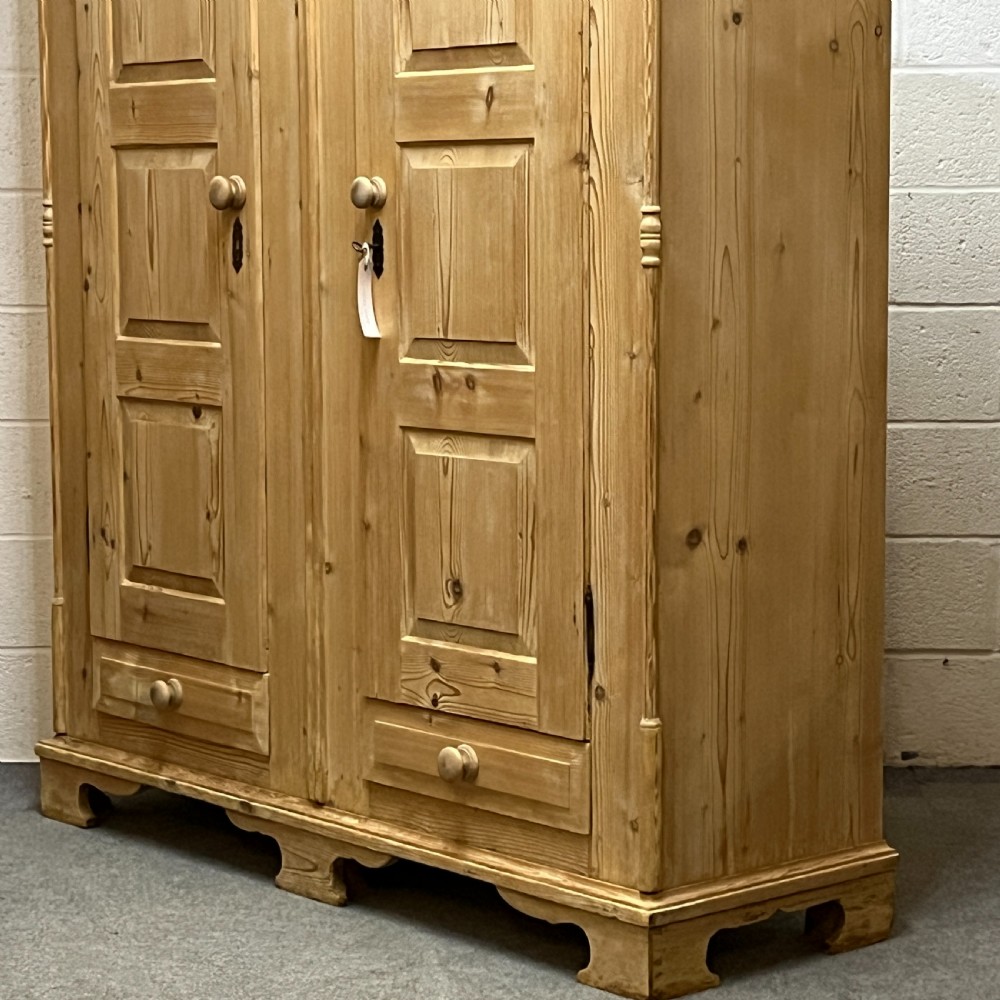 Large Antique Pine Wardrobe (Separates Into 2 Sections For Delivery) View V