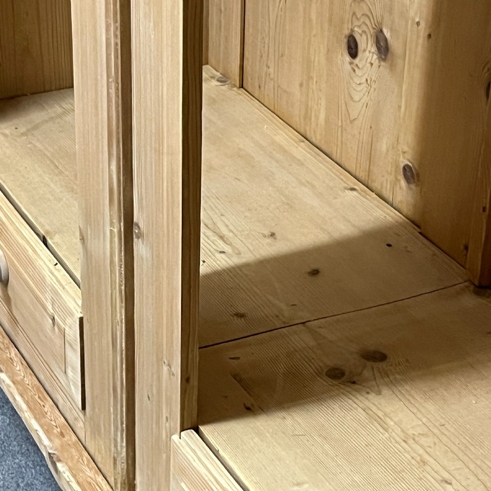 Large Antique Pine Wardrobe (Separates Into 2 Sections For Delivery) View X